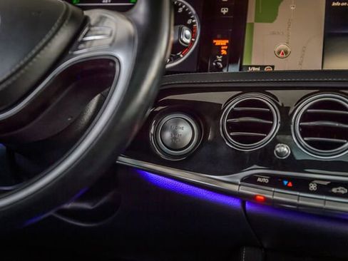 Used 2015 Mercedes-Benz S 550 Sedan image 34