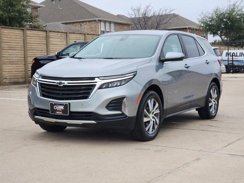 Used 2023 Chevrolet Equinox LT image 11