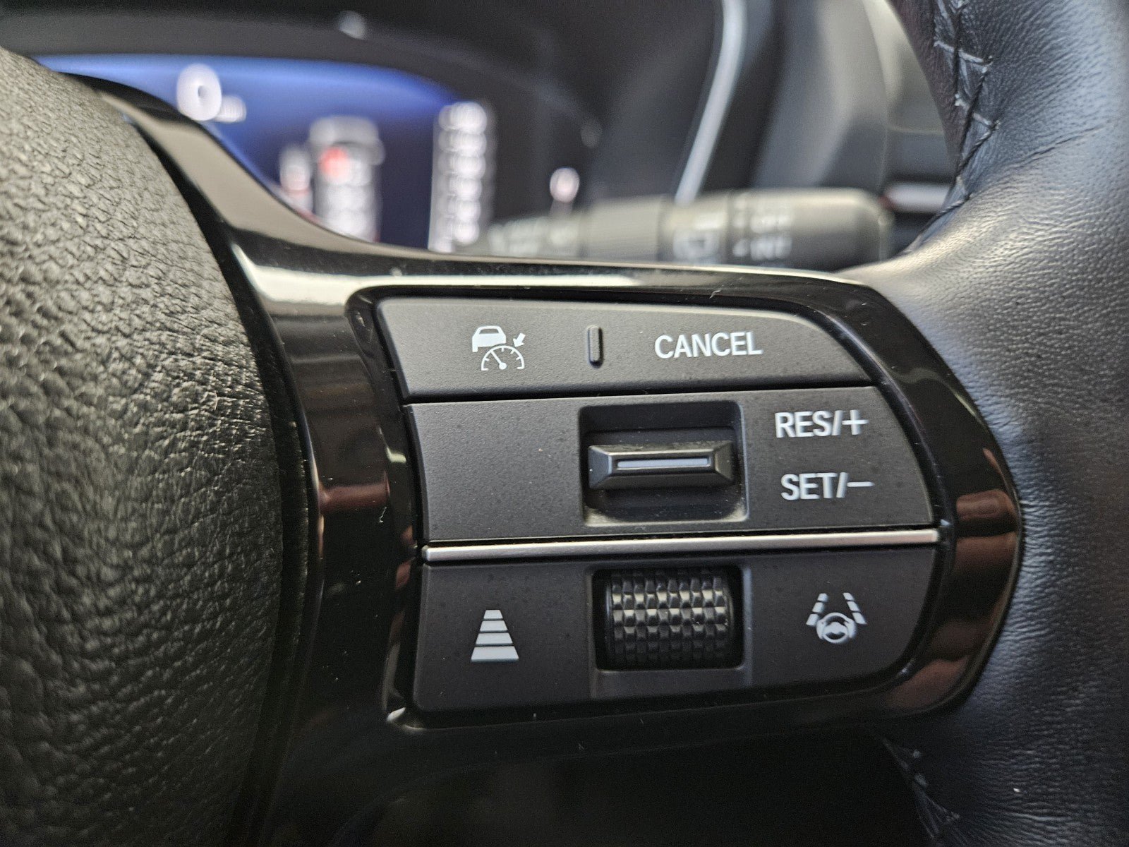 Used 2024 Honda Pilot Elite image 29