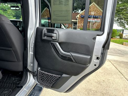 Used 2016 Jeep Wrangler Unlimited Sport w/ Quick Order Package 24S image 24