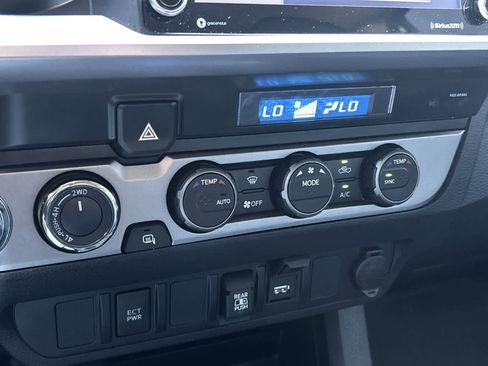 Used 2023 Toyota Tacoma SR5 AWD/4WD image 19