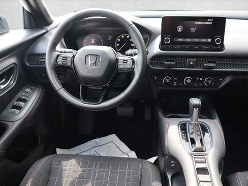 Used 2024 Honda HR-V Sport image 23