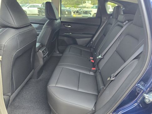 New 2025 Nissan Murano SL image 9