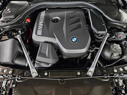 Used 2026 BMW 530i xDrive w/ M Sport Package AWD/4WD image 16