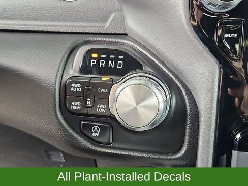 Used 2022 RAM 1500 Laramie AWD/4WD image 17