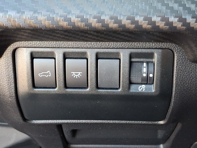 Used 2025 Subaru Ascent Premium AWD/4WD image 9