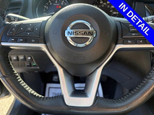 Used 2020 Nissan Rogue SV FWD image 26