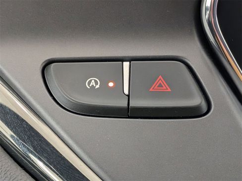 Used 2021 Chevrolet Blazer RS image 24