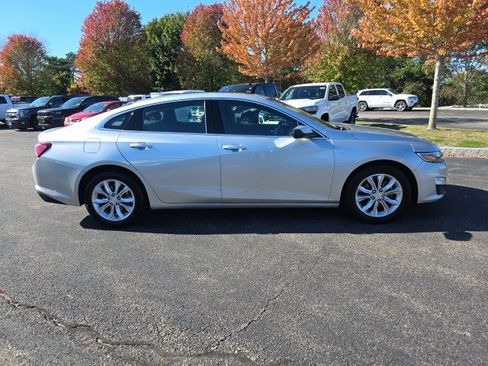 Used 2022 Chevrolet Malibu LT image 6