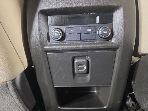 Used 2022 Chevrolet Traverse LT w/ LPO, Cargo Package AWD/4WD image 38