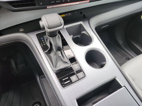 New 2026 Toyota Sienna XLE FWD image 19