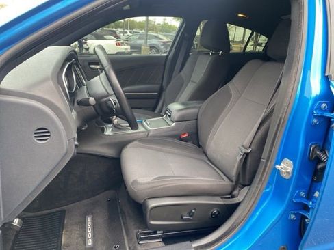 Used 2016 Dodge Charger R/T image 11