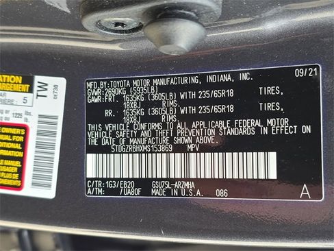 Used 2021 Toyota Highlander XLE image 40