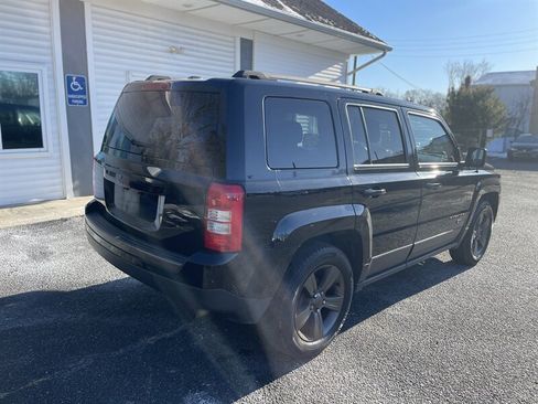 Used 2017 Jeep Patriot 75th Anniversary w/ Power Value Group image 8