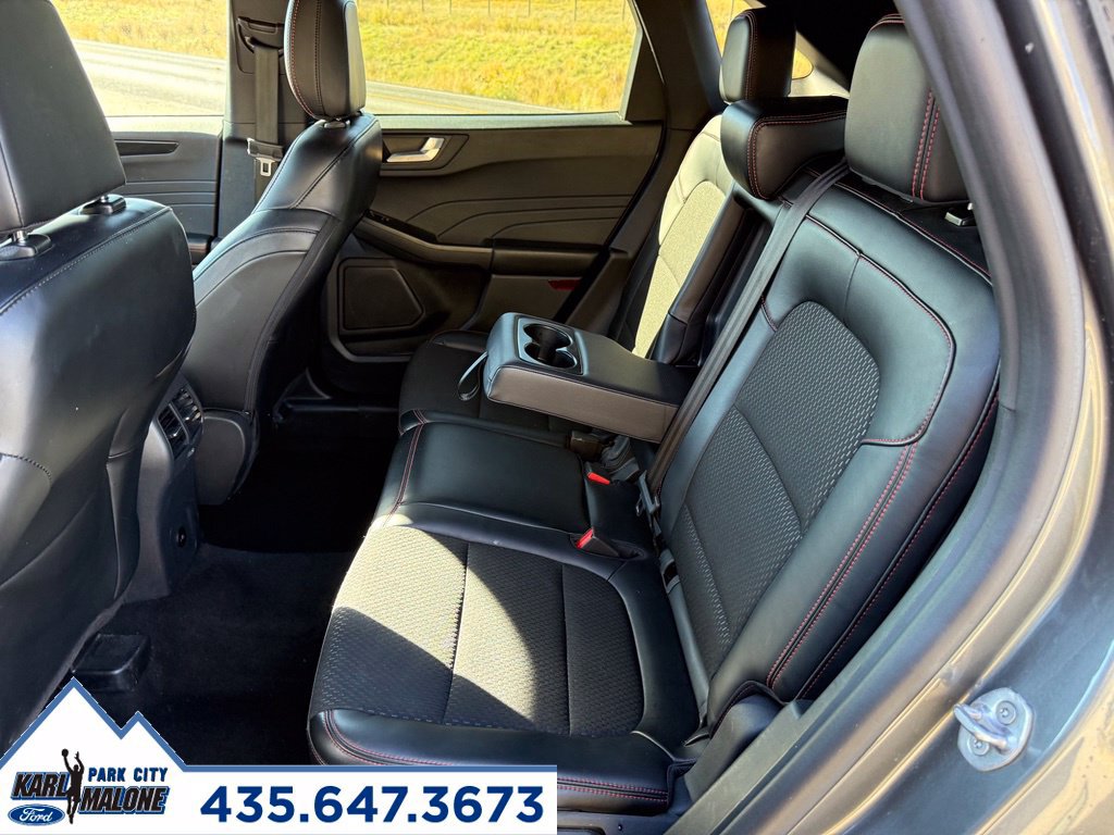 Used 2025 Ford Escape ST-Line AWD/4WD image 25