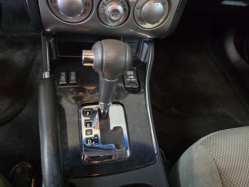 Used 2012 Mitsubishi Galant ES image 19