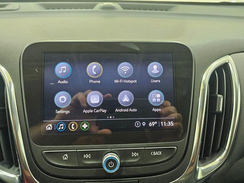 Used 2024 Chevrolet Equinox LT FWD image 4