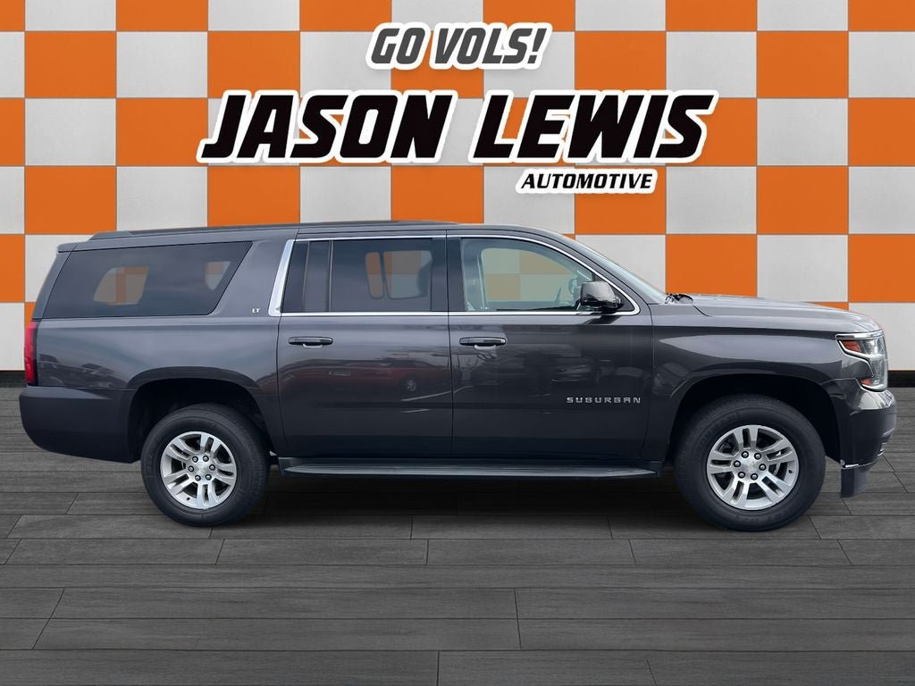 Used 2018 Chevrolet Suburban LT RWD image 2