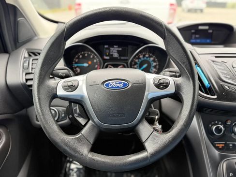 Used 2016 Ford Escape S FWD image 24