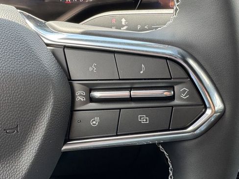 New 2026 Chevrolet Equinox EV LT w/ Convenience Package II FWD image 18