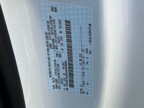 New 2025 Ford F350 XL w/ XL Chrome Package image 25