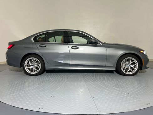 Used 2025 BMW 330i xDrive Sedan w/ Convenience Package image 6