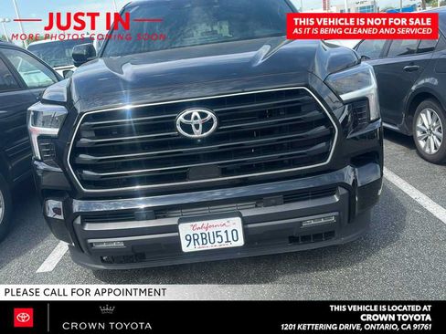 Used 2025 Toyota Sequoia SR5 w/ SR5 Premium Package AWD/4WD image 2