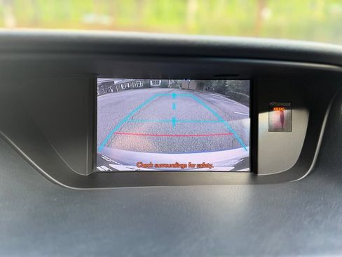 Used 2013 Lexus ES 350 w/ Luxury Pkg FWD image 30
