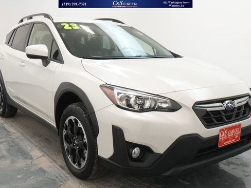Used 2023 Subaru Crosstrek 2.0i Premium image 1