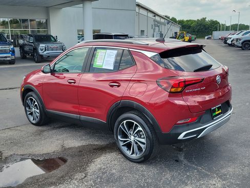 Used 2021 Buick Encore GX Select FWD image 3