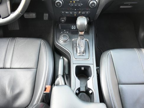 Used 2022 Ford Ranger Lariat w/ Equipment Group 501A High image 16