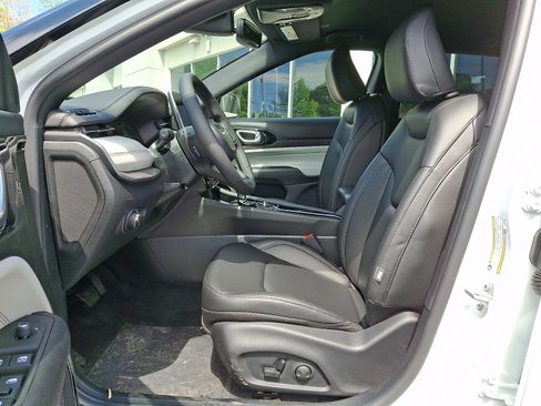 New 2026 Jeep Compass Limited AWD/4WD image 9