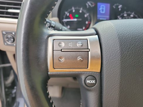 Used 2019 Lexus GX 460 Premium image 34