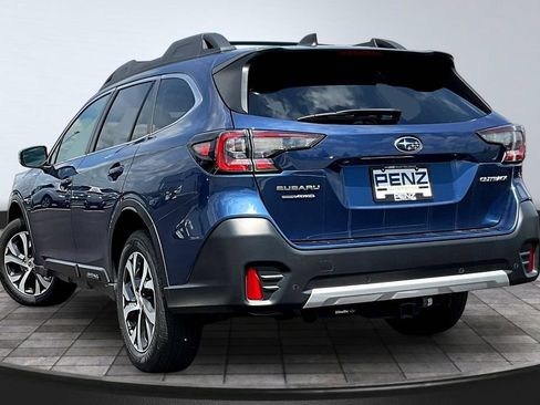 Used 2022 Subaru Outback Limited AWD/4WD image 4