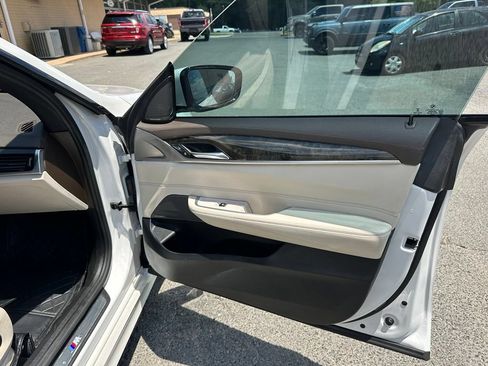 Used 2018 BMW 640i Gran Turismo xDrive AWD/4WD image 20
