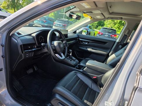 Used 2025 Honda CR-V EX-L image 15