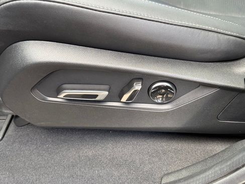 Certified 2025 Acura MDX w/ Technology Package image 32