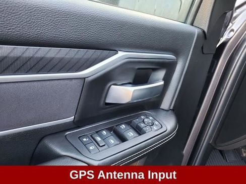 Used 2025 RAM 3500 Big Horn image 10