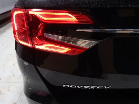 Used 2023 Honda Odyssey Elite image 27