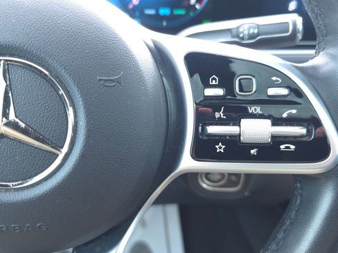 Used 2021 Mercedes-Benz GLE 450 4MATIC image 28