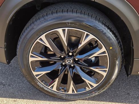 New 2026 MAZDA CX-90 Plug-In Hybrid w/ Premium Plus AWD/4WD image 9