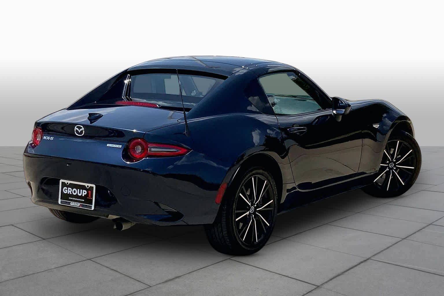 Used 2025 MAZDA MX-5 Miata RF Grand Touring RWD image 12