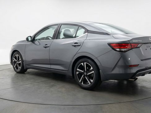 Used 2025 Nissan Sentra SV FWD image 6