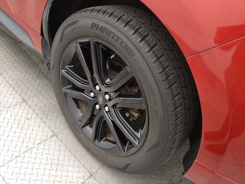 Used 2020 Ford Edge ST-Line FWD image 31