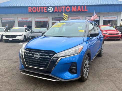 Used 2024 Nissan Kicks SR FWD image 1
