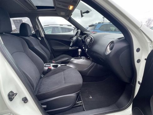 Used 2012 Nissan Juke SV AWD/4WD image 6