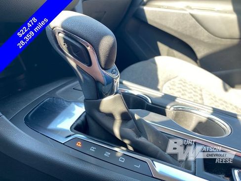 Used 2024 Chevrolet Equinox LT w/ LPO, Floor Liner Package FWD image 29