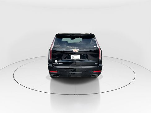 Used 2025 Cadillac Escalade Sport w/ Touring Package AWD/4WD image 7