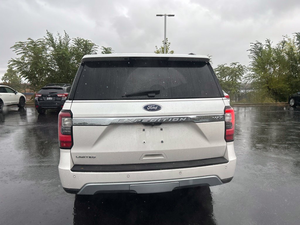 Used 2018 Ford Expedition Max Limited w/ Equipment Group 301A AWD/4WD image 6