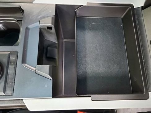 Used 2024 GMC Hummer EV 3X w/ Omega Edition image 51